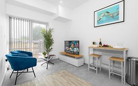 Excelled Value Apartment - Twin Beds - Free Netflix & Wifi - 7Oc